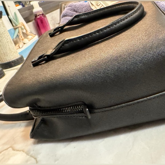 Aldo black tote purse with chain tassel like new LARGE - Picture 11 of 13